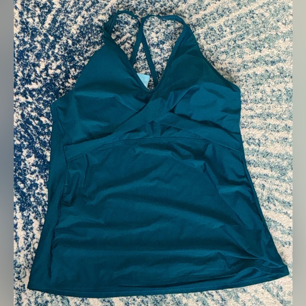 Yonique Vibrant Bathing Suit Tankini Top (NWT)